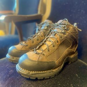 🆂🅾︎🅻🅳Mens DANNER Brand Gore-Tex Boots. Nice condition🥾